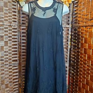 bleuh ciel black lace dress has a lining